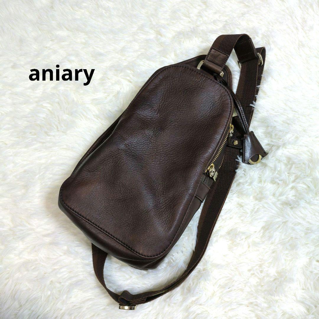 アニアリ　ボディバッグ　ショルダー　レザー　革　　ブラウン　ゴールド　カモフラ