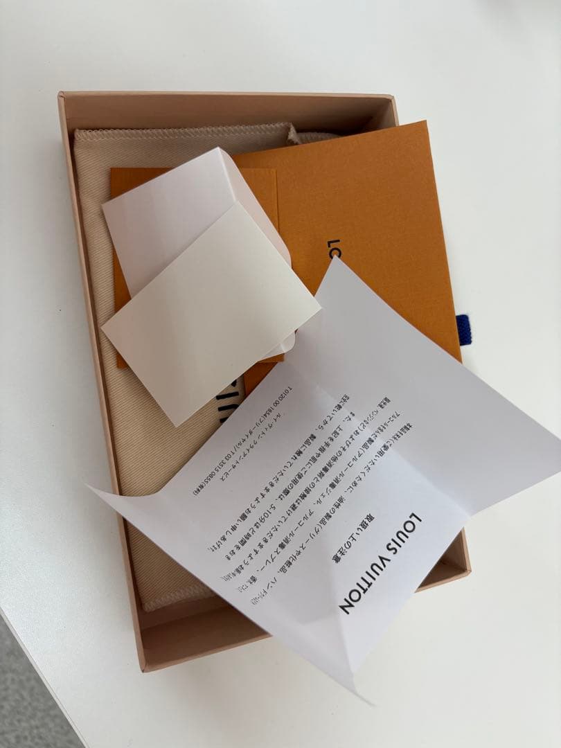 i【最終値下げ】LOUIS VUITTON ヴェルティカルウォレットコンパクト