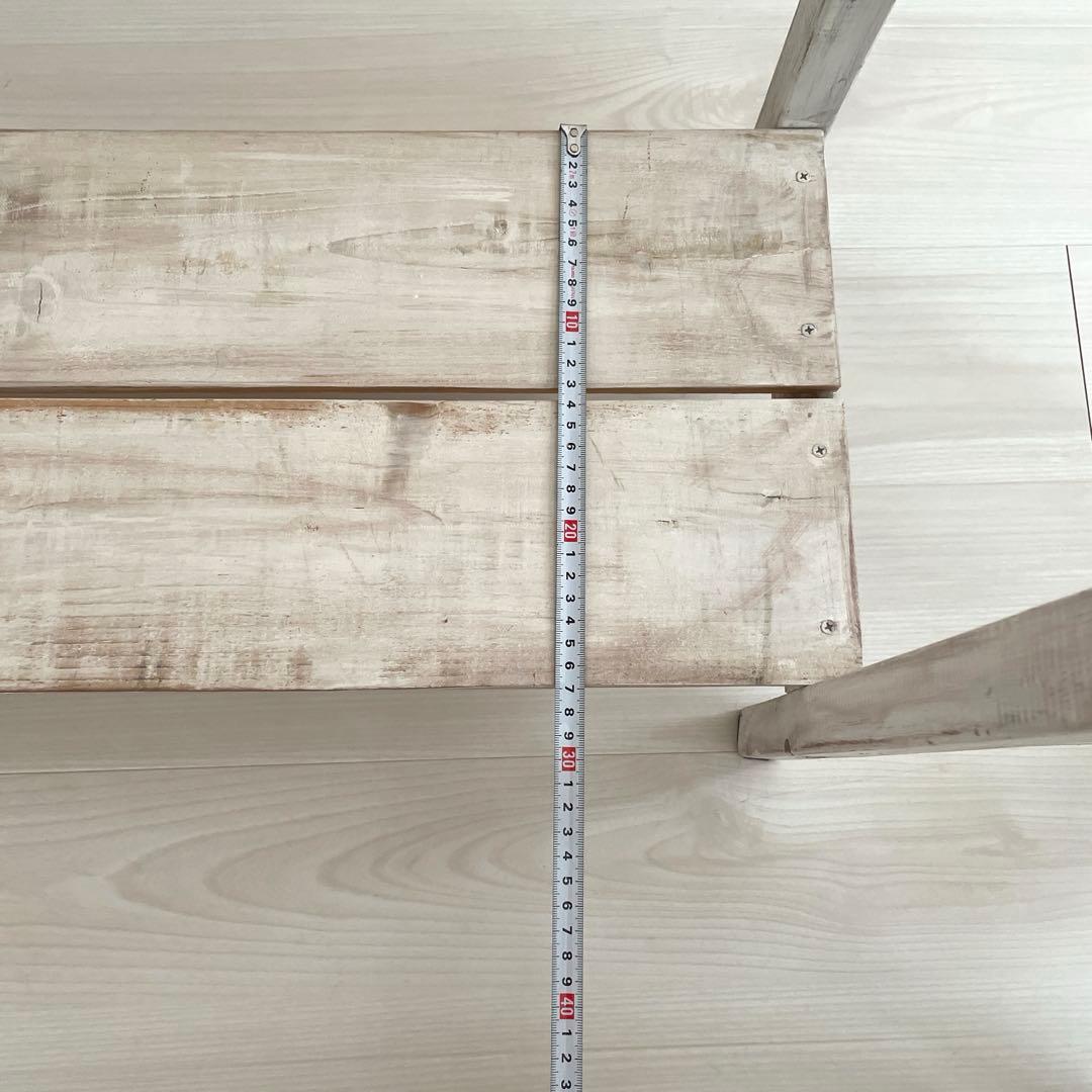 CAOLI LAになります シャビーな棚　机