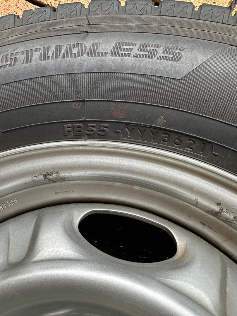 スタッドレス195/80R15 2021年107/105L LT 　4本セット