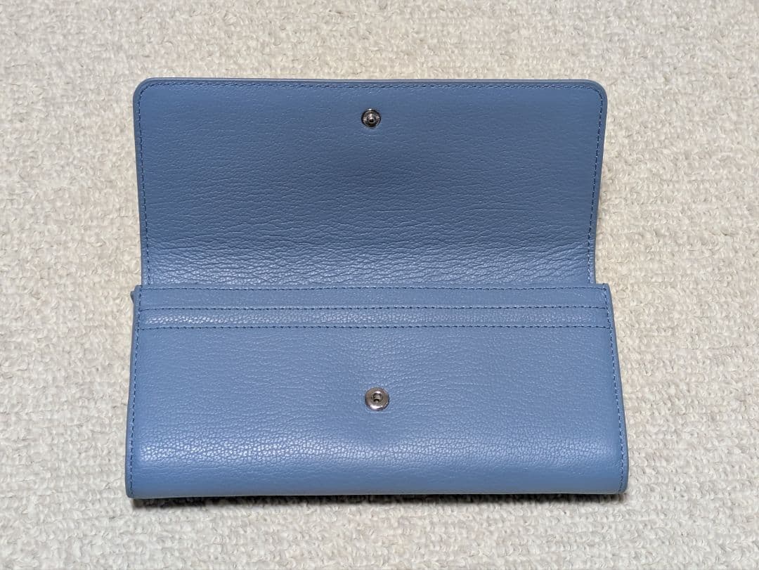 新品未使用 LACOSTE ラコステ 二つ折りレザー長財布 ブルー 牛革製 ワニ