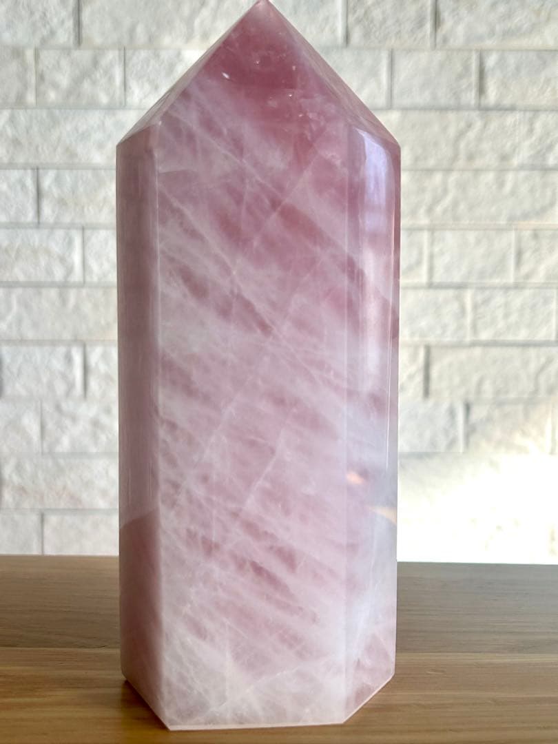 ローズクォーツ　ポイント　六角柱　約1.2キロ