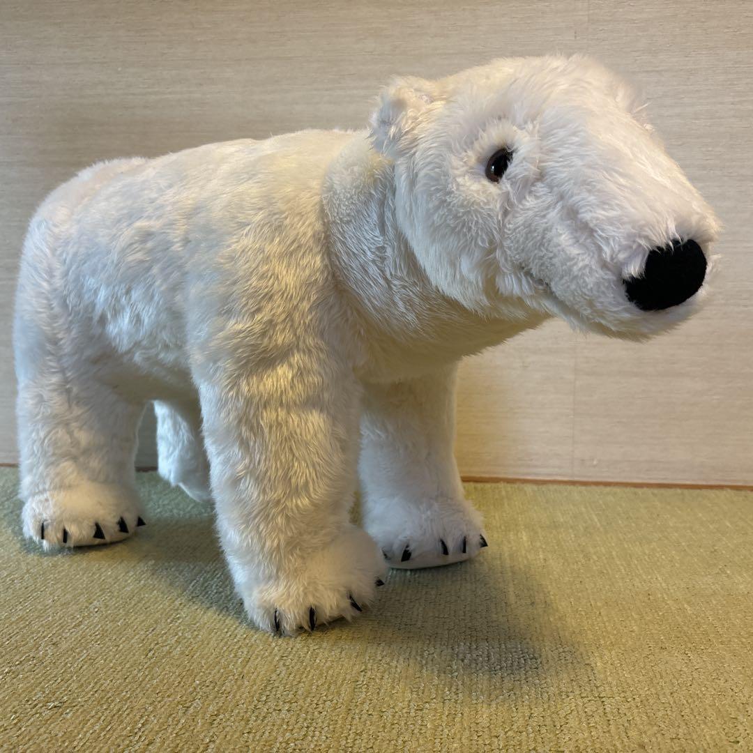 希少　ホッキョクグマの椅子