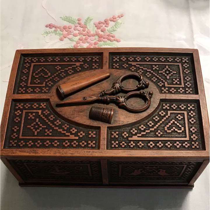 アンティークのお針箱 特価