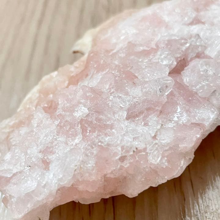 ピンクアポフィライト ♡ クラスター