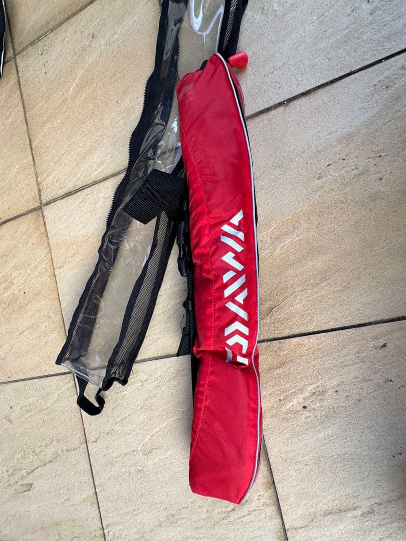 Daiwaライフジャケット　美品