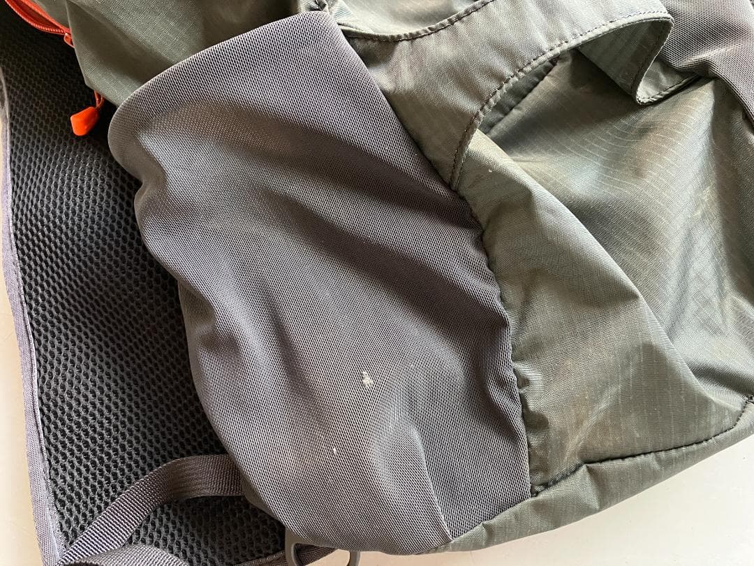 mont-bell アングラーズパック１５フィッシング用バックパック