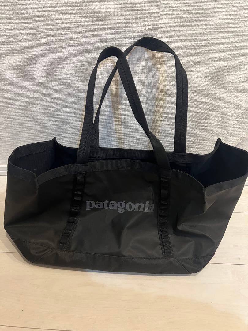 patagonia ブラックホールトートバッグ/ボストンバッグ