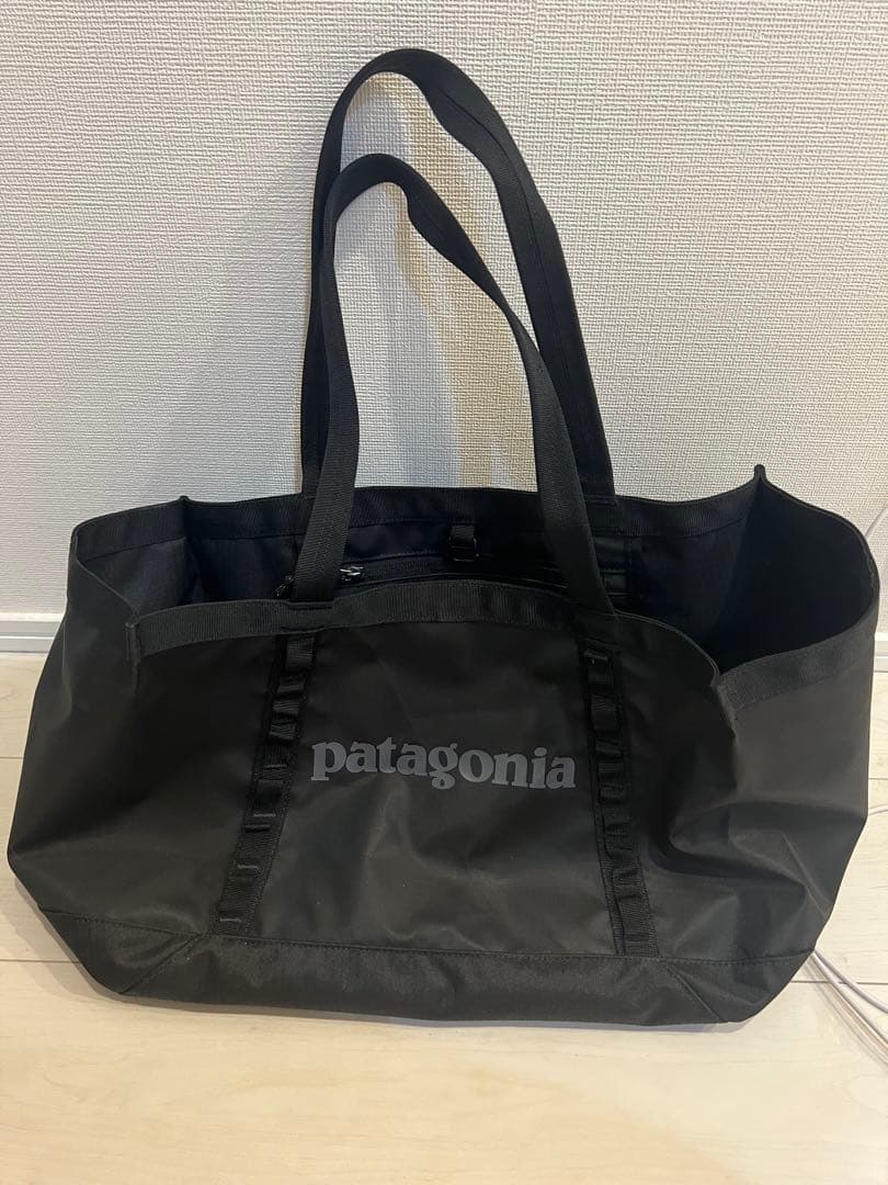 patagonia ブラックホールトートバッグ/ボストンバッグ