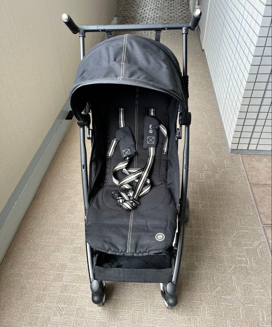 サイベックス　折りたたみ式ベビーカー ムーンブラック