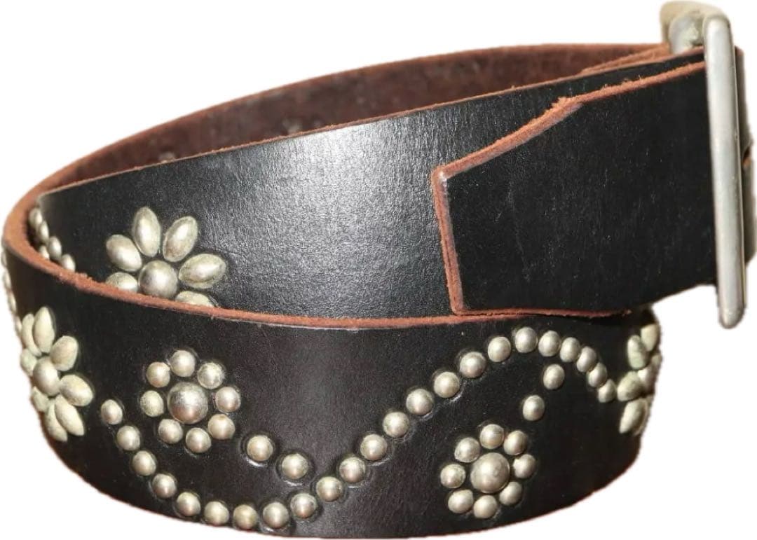 HTC　茶芯レザー　フラワースタッズベルト　32 ブラック 【美品】