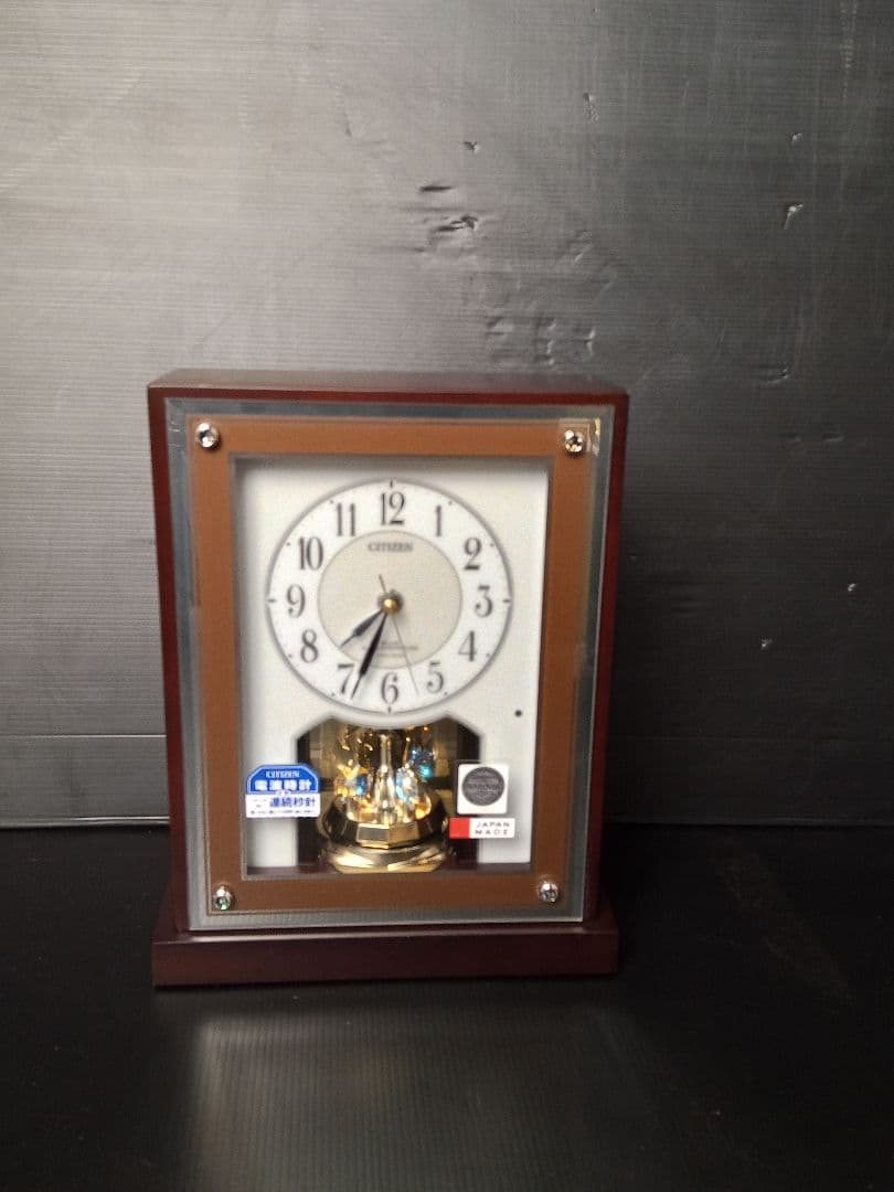 CITIZEN (RHYTHM) 電波置き時計 連続秒針 クリスタル使用