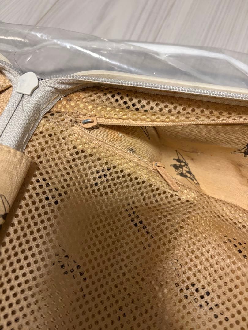 RIMOWA ホワイト キャリーケース 機内持ち込みサイズ