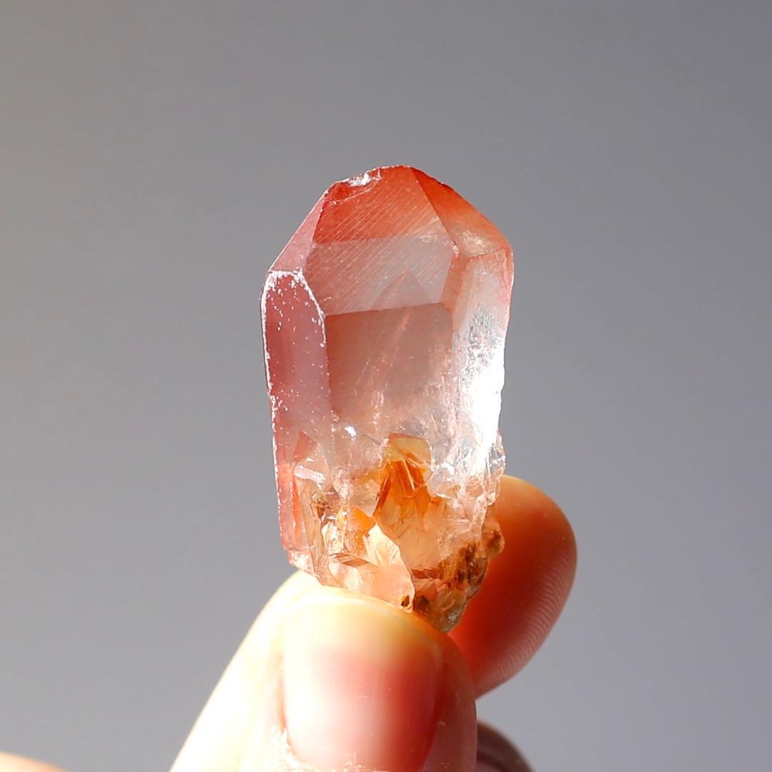 ディープピンクレムリアンシード 天然石 水晶 鉱物 一点物 クォーツ クリスタル