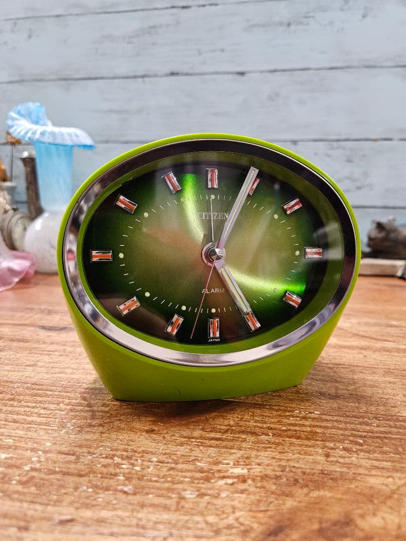 ヴィンテージ CITIZEN 手巻きの目覚まし時計 スペースエイジ レトロポップ