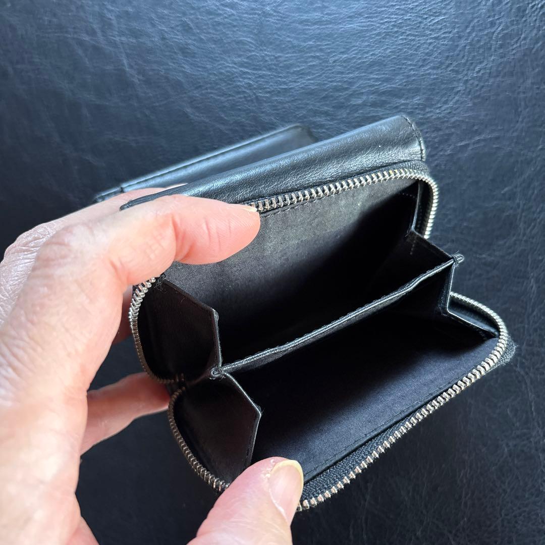 【即購入可】ディーゼル　黒レザー三つ折り財布