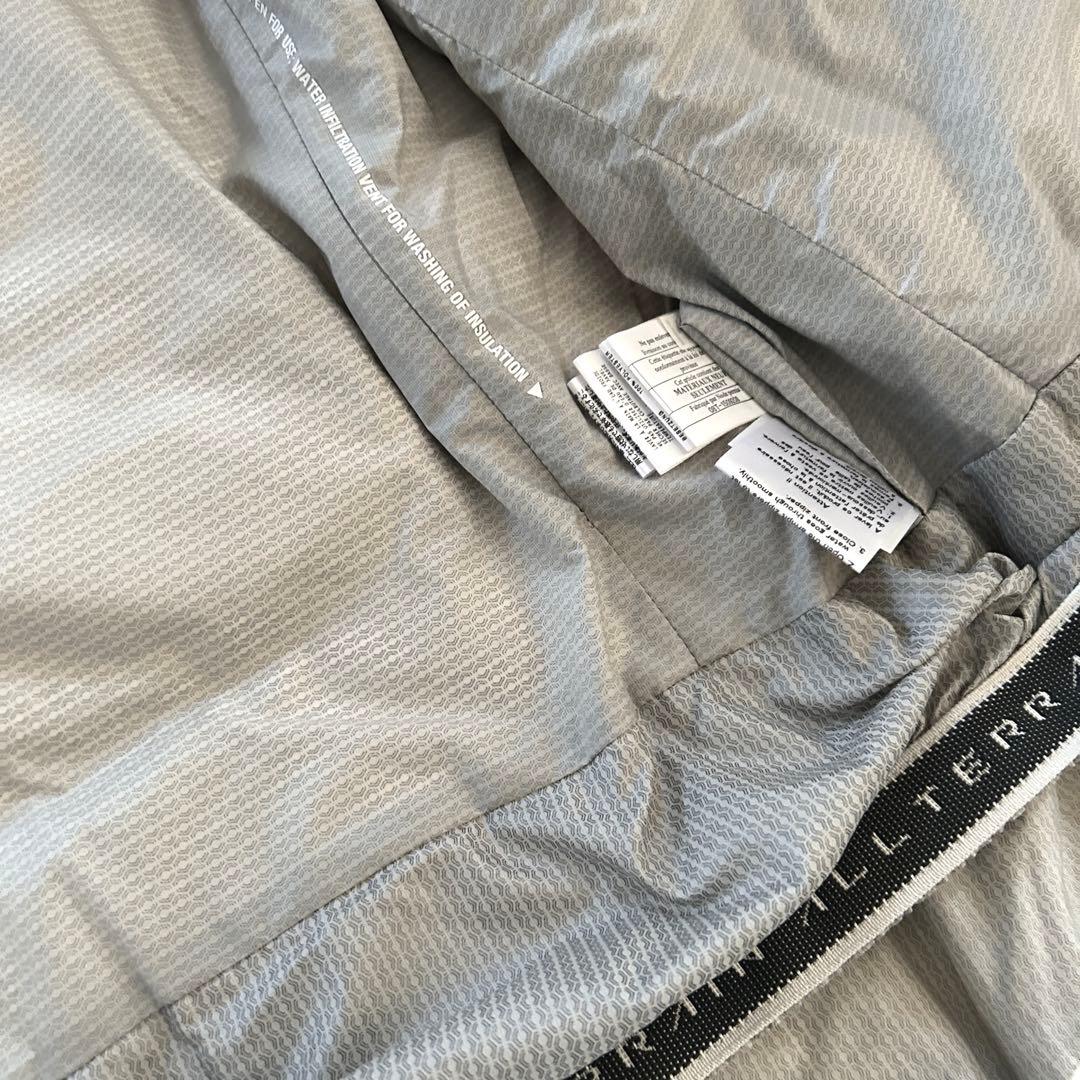 【専用】デサントオルテライン　水沢ダウン　S　マウンテニア　白　ホワイト