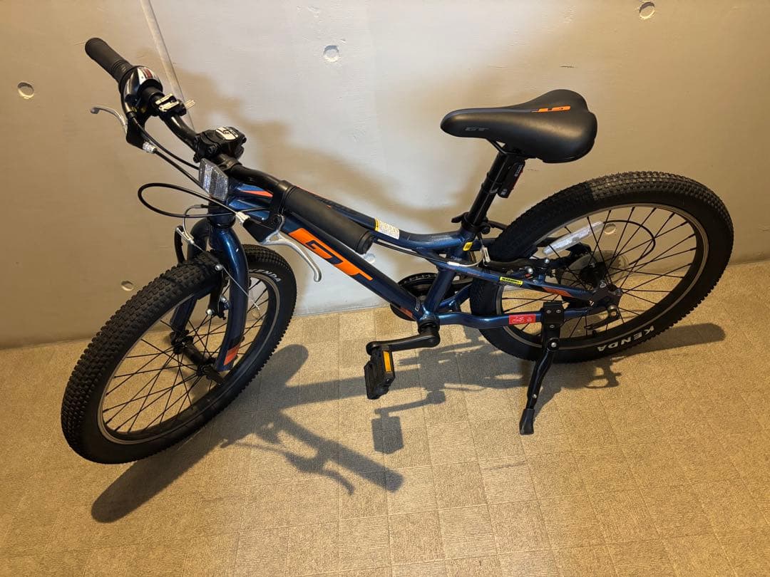GT キッズバイク 20インチ 青/オレンジ