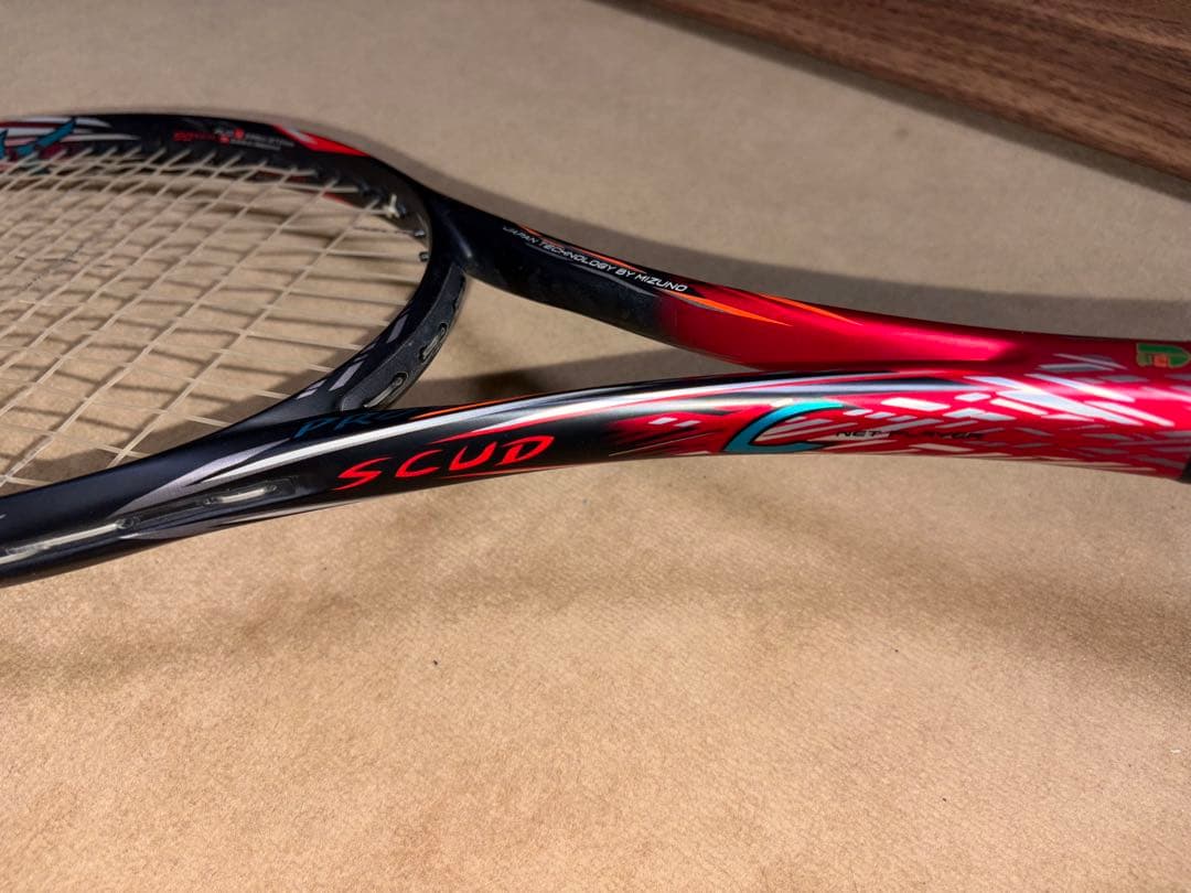SCUD NVシリーズ テニスラケット 赤黒