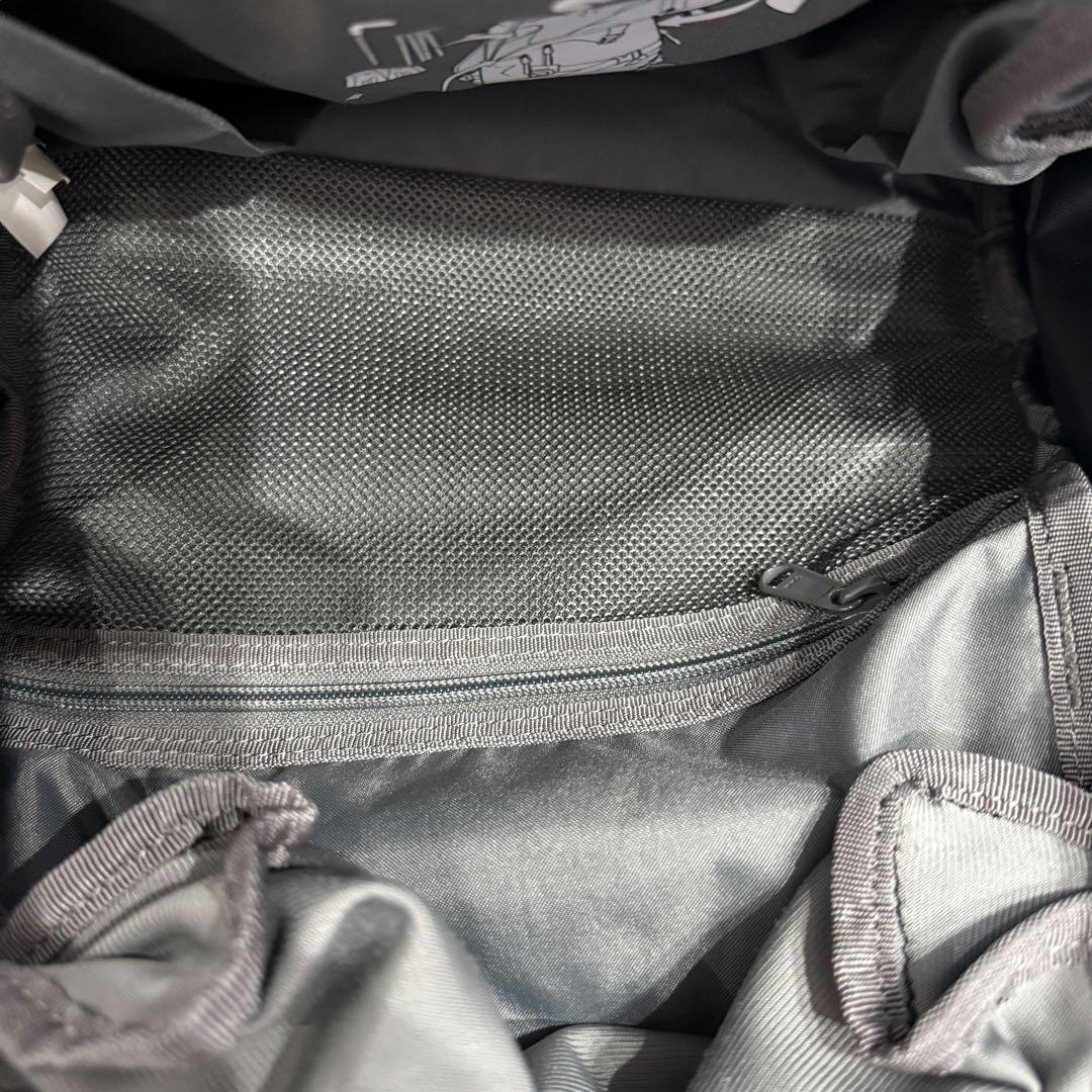 【美品】BURTON Day Hiker 25L Black | スノーボード