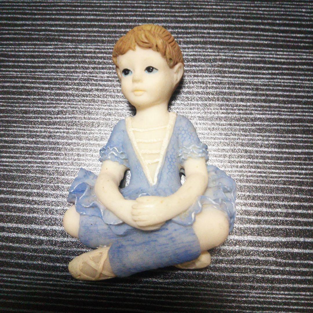 昭和のレア物青色ヨーロッパバレリーナ風人形マグネット付き飾り品