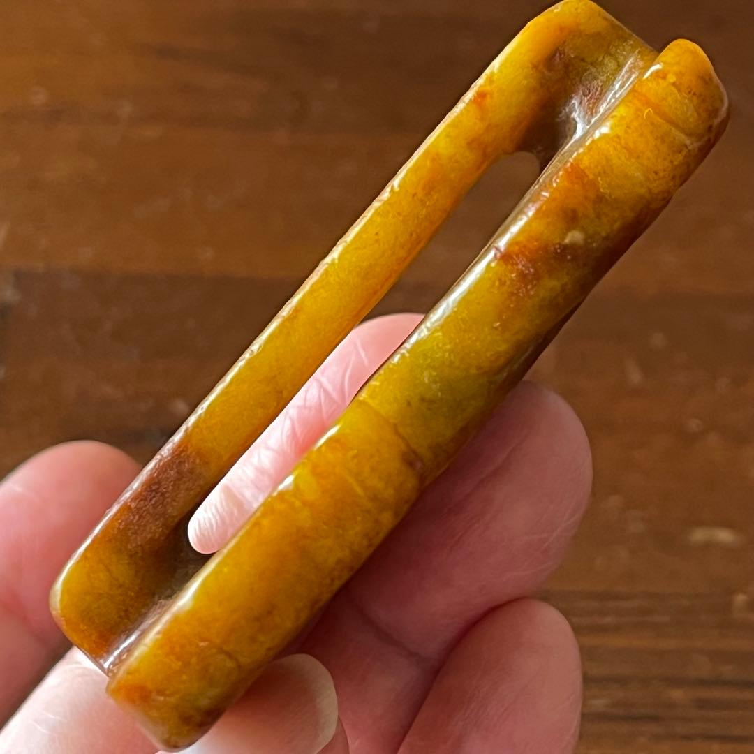 アンティーク ジェイド 彫刻 和田玉 ネフライト 中国王朝 古玉 龍 帯留め