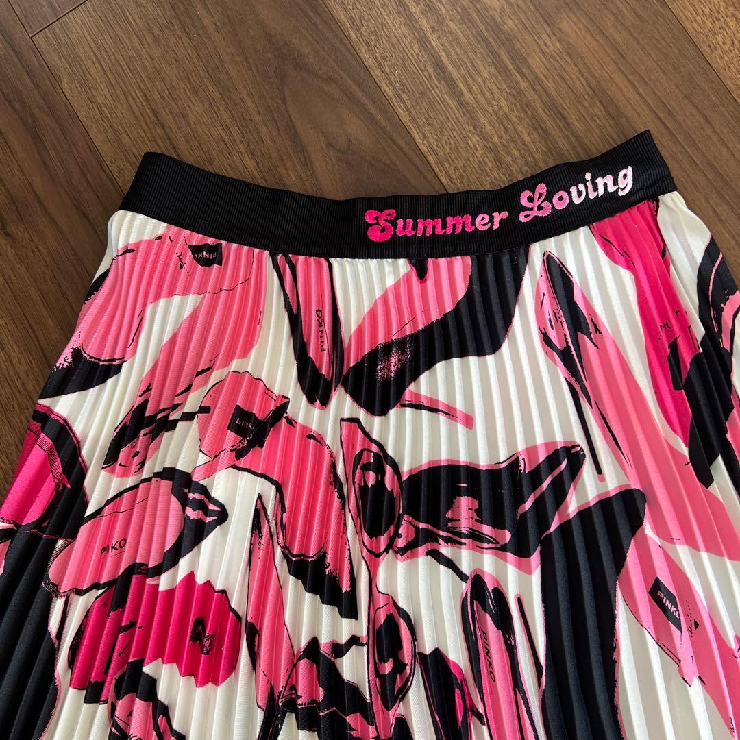 yuki 　PINKO ピンク柄スカート