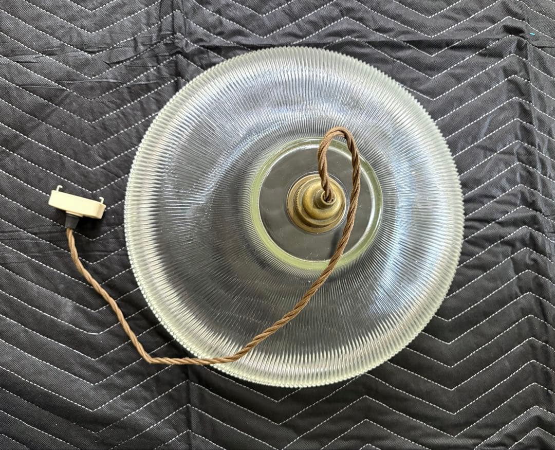 リブ加工　クリアガラス　ランプシェード　シーリングライト　ペンダントライト