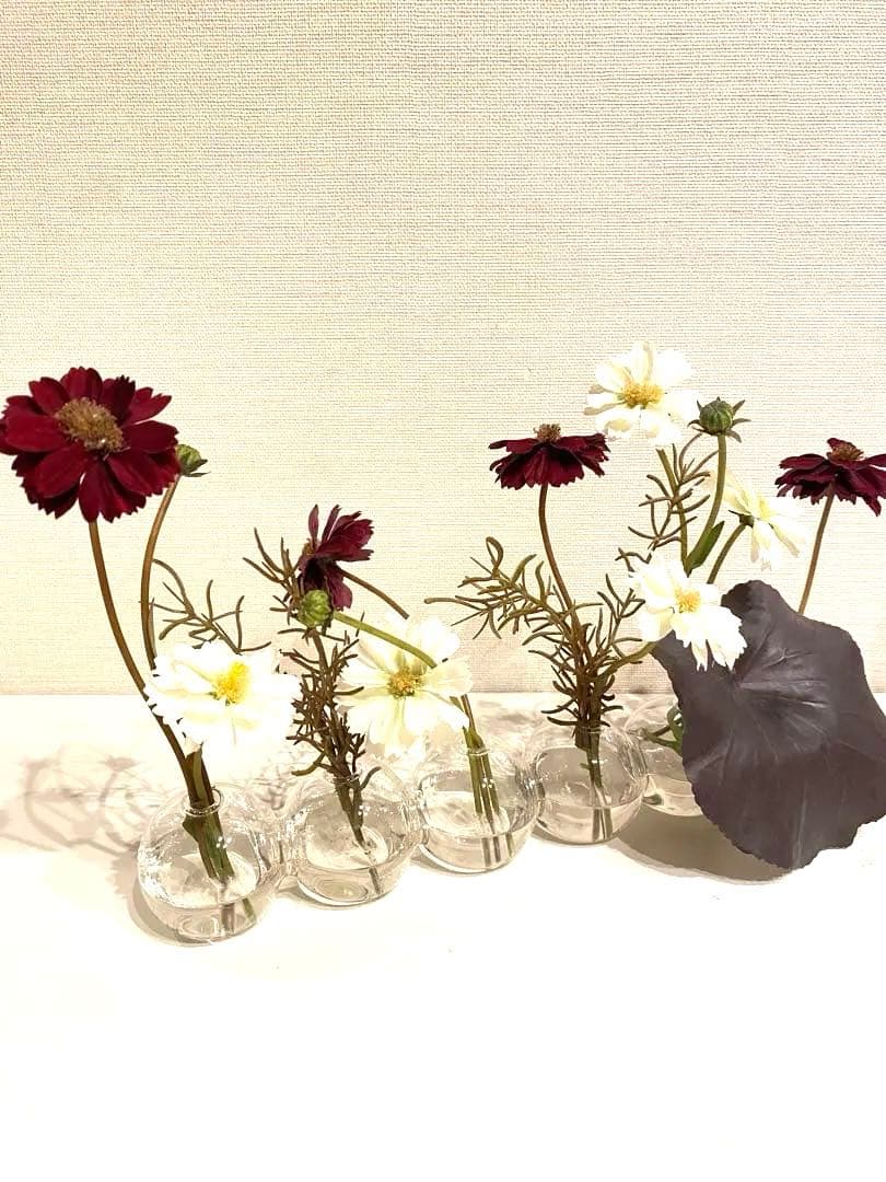 エミリオ・ロパ EMILIO ROBBA コスモスのフラワーアレンジメント