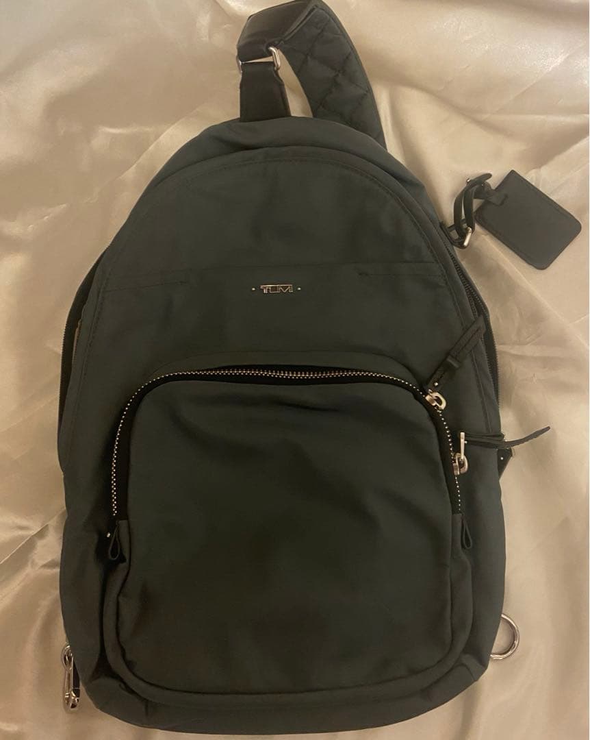 TUMI トゥミ　 ボディーバック　ワンショルダー　メンズ　レディース