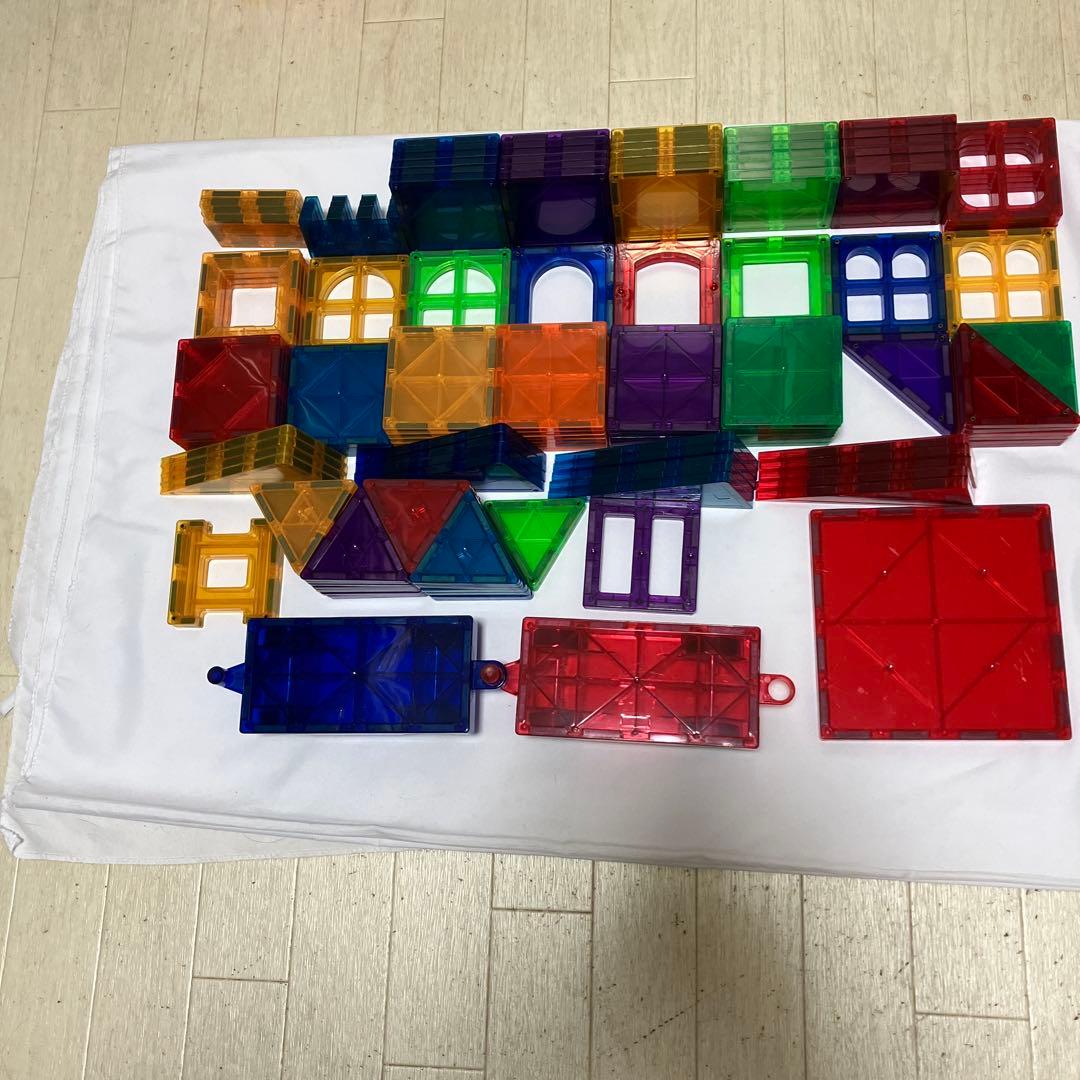 マグネットブロック　ピタゴラス互換　マグビルド　172枚と車