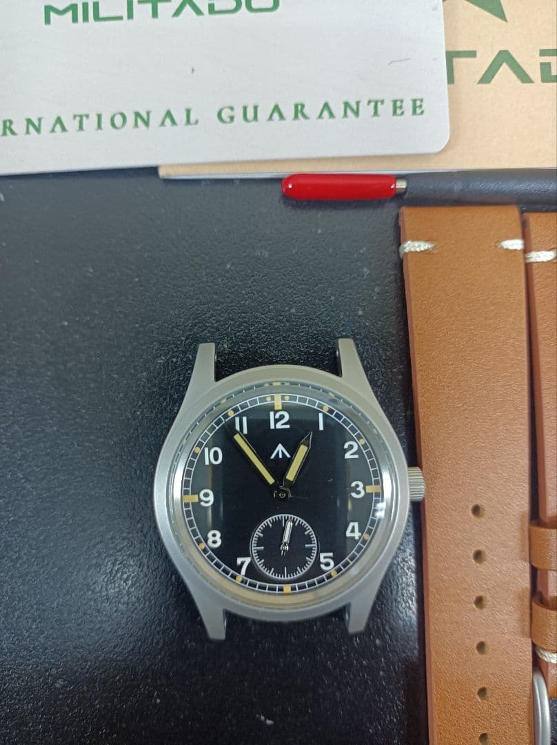 militado社　ミリタリー腕時計　ブロードアロー　軍用時計ダーティーダズン