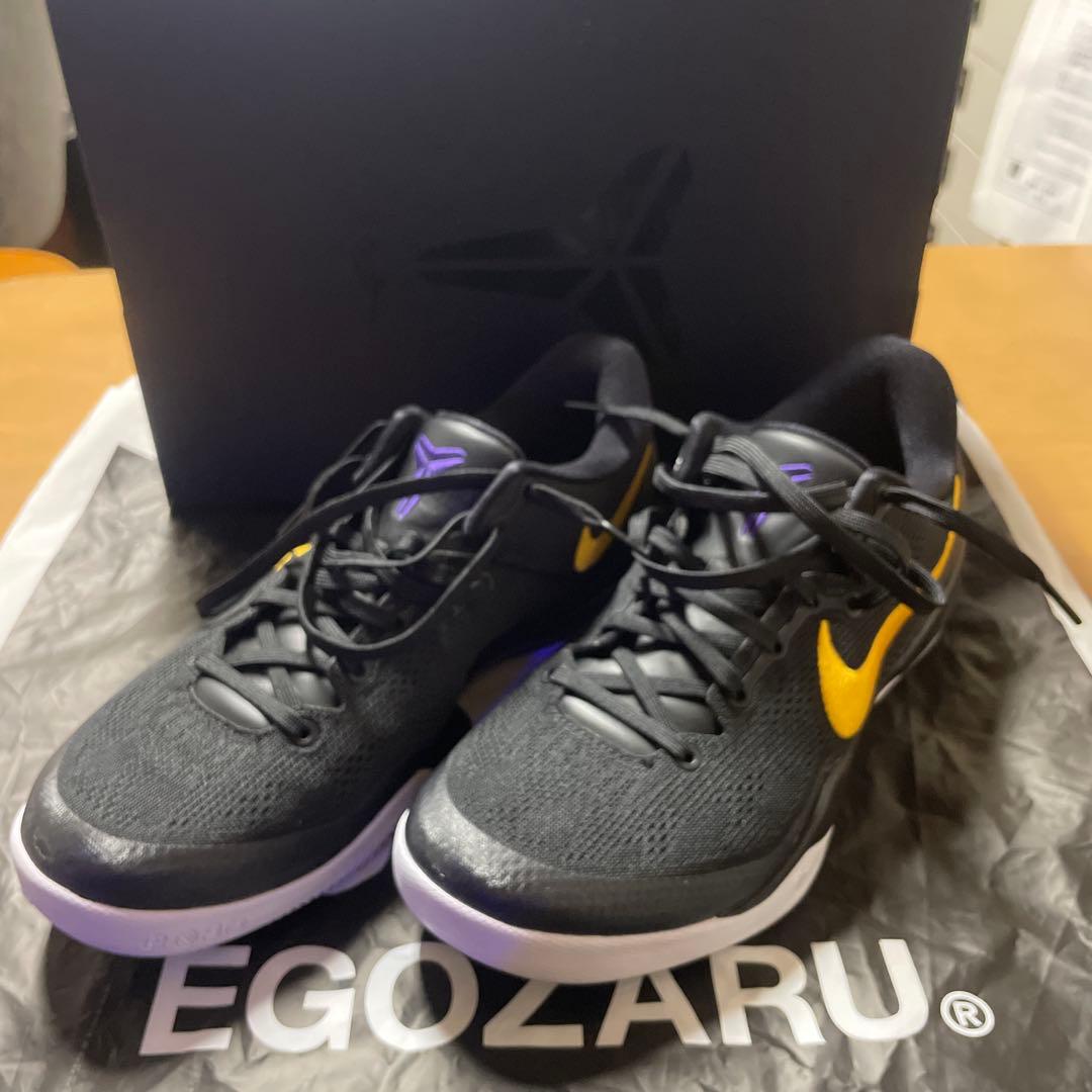 コービー 8 プロトロ Black and University Gold