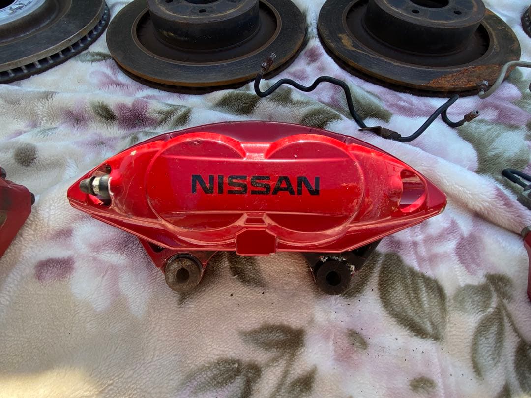 NISSAN 赤 アケボノブレーキキャリパー 4個セット V36 Z34