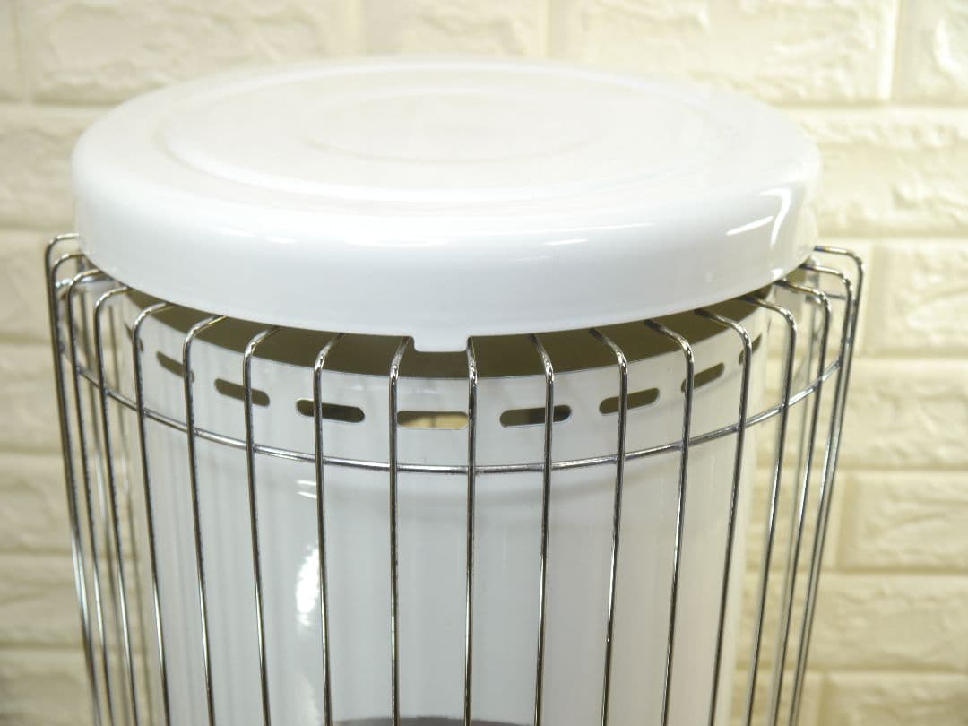 送料無料中◆2014◆コロナ　ホワイト　石油ストーブ 安全ガード付き