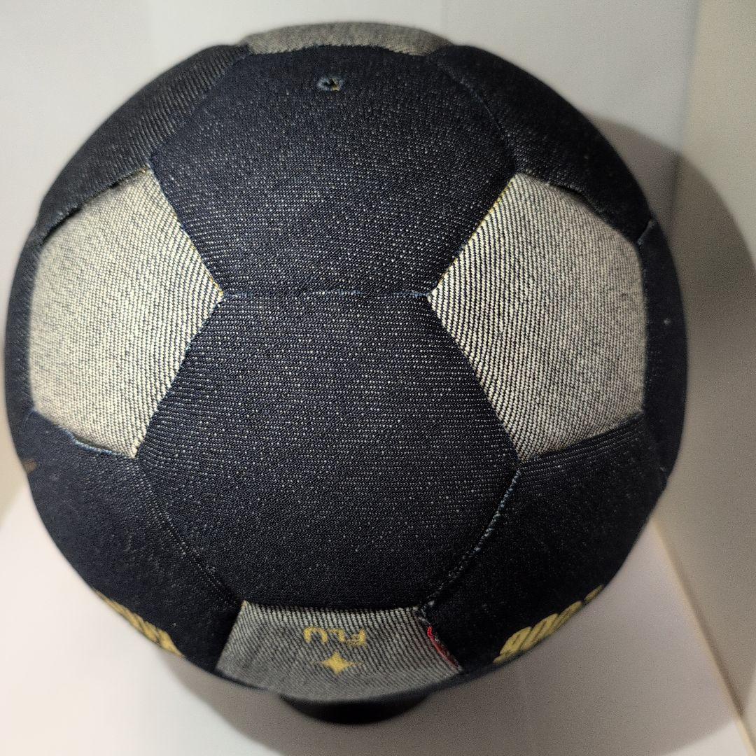 サッカーワールドカップドイツ大会出場記念 中田英寿直筆サイン入りサッカーボール