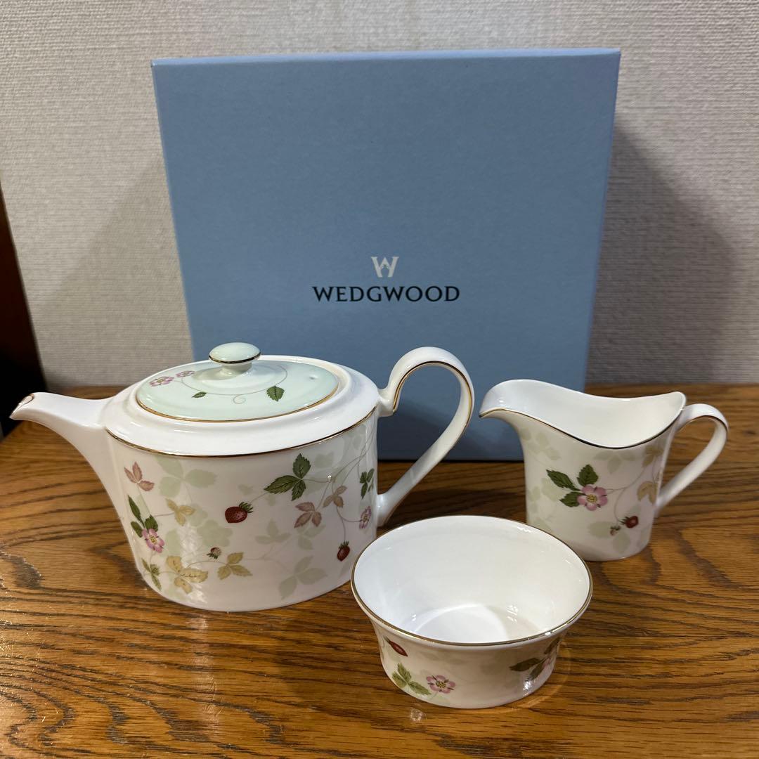  ウェッジウッド　ワイルドストロベリー　ティーポットセット