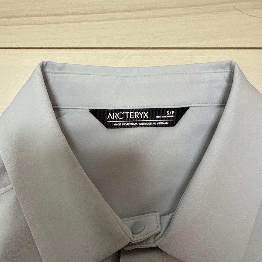 [新品] アークテリクス スカイライン LSシャツ メンズS ソリチュード