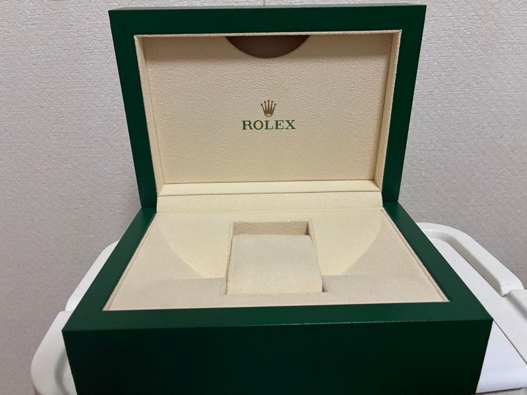 ROLEX GMTマスターII ボックスと付属品