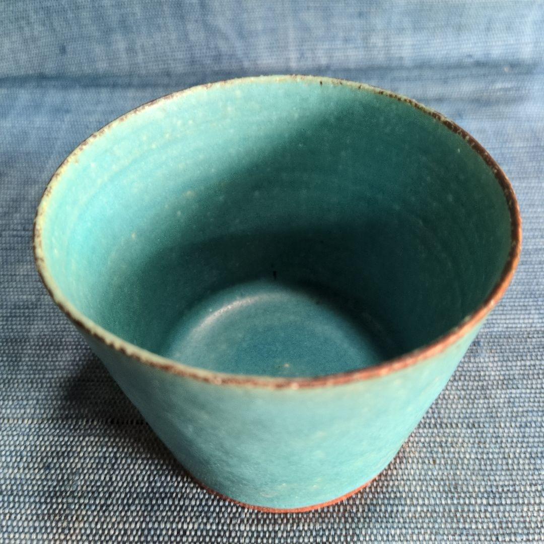 鈴木麻紀子さんタ一キッシュボウルとカップ