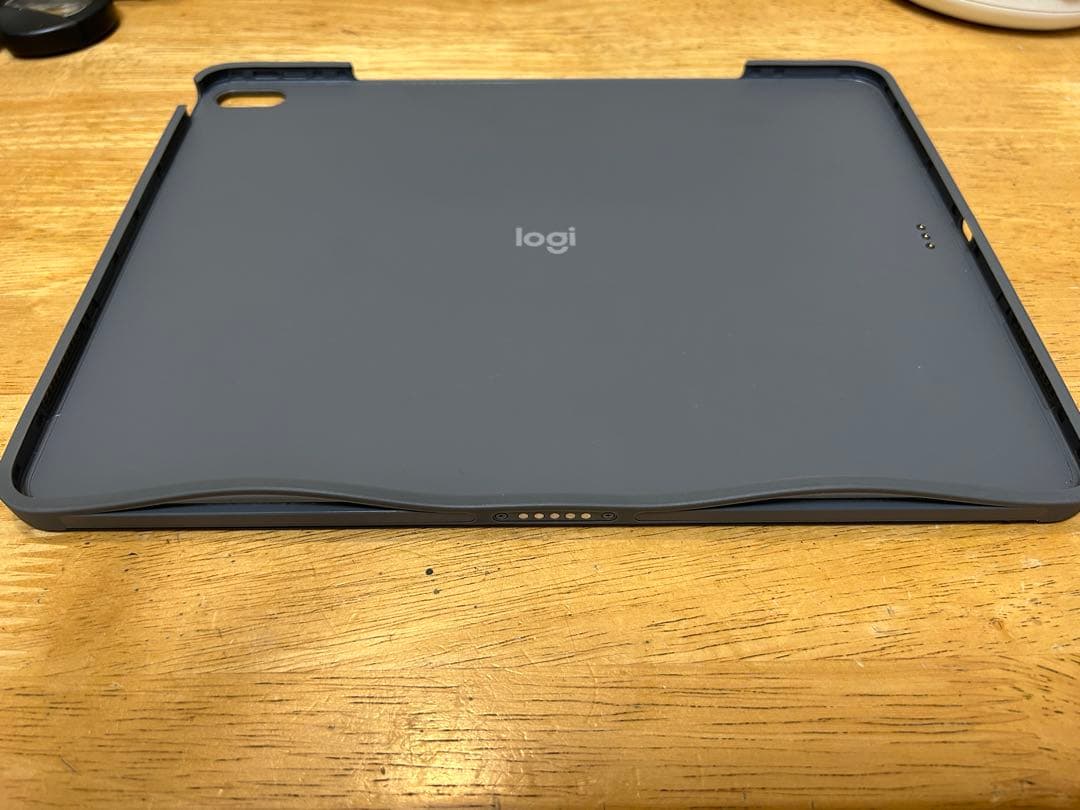 ラ*ャ様 Ipad air 13 インチ用Combo Touch