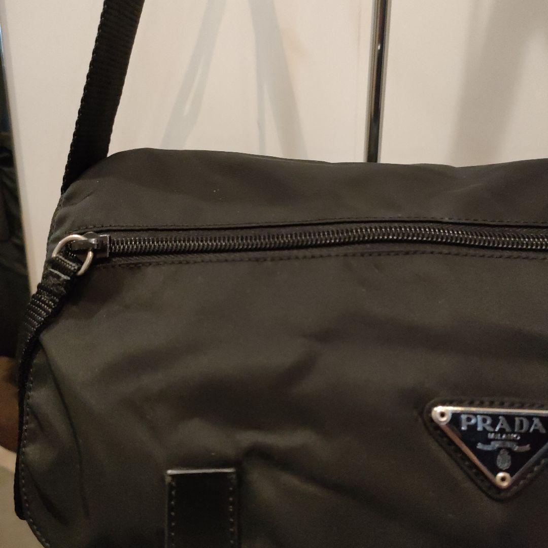 PRADA プラダ メッセンジャーバッグ ブラック 三角ロゴ
