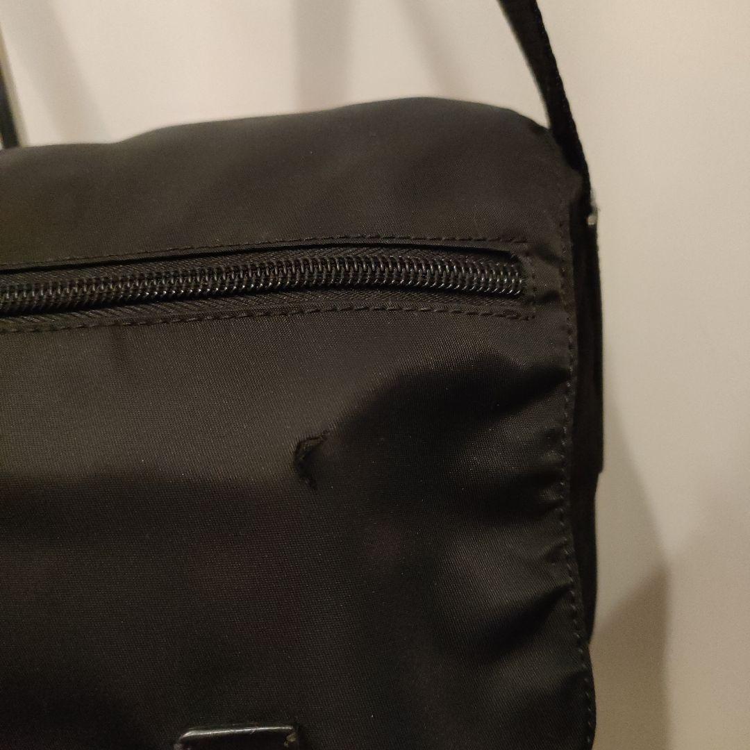 PRADA プラダ メッセンジャーバッグ ブラック 三角ロゴ