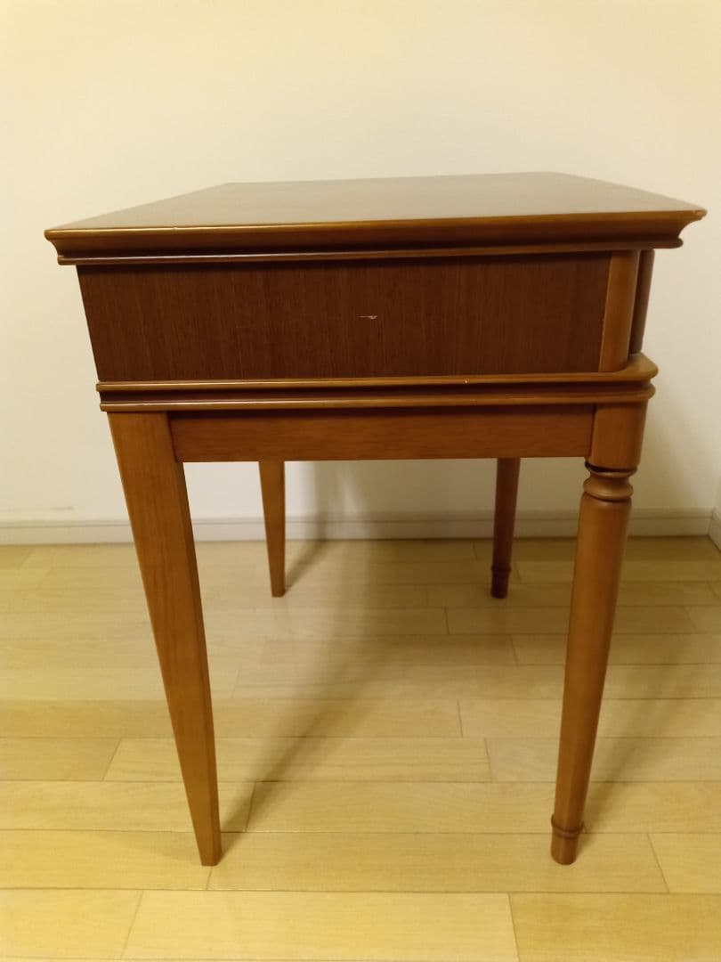 マルニ　サイドテーブル　MARUNI デスク