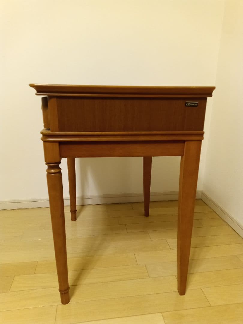 マルニ　サイドテーブル　MARUNI デスク