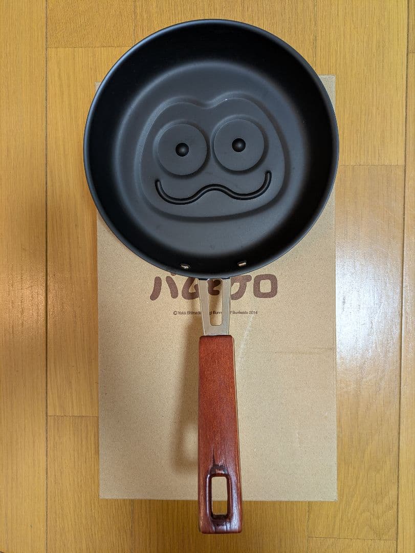 バムとケロホットケーキフライパン