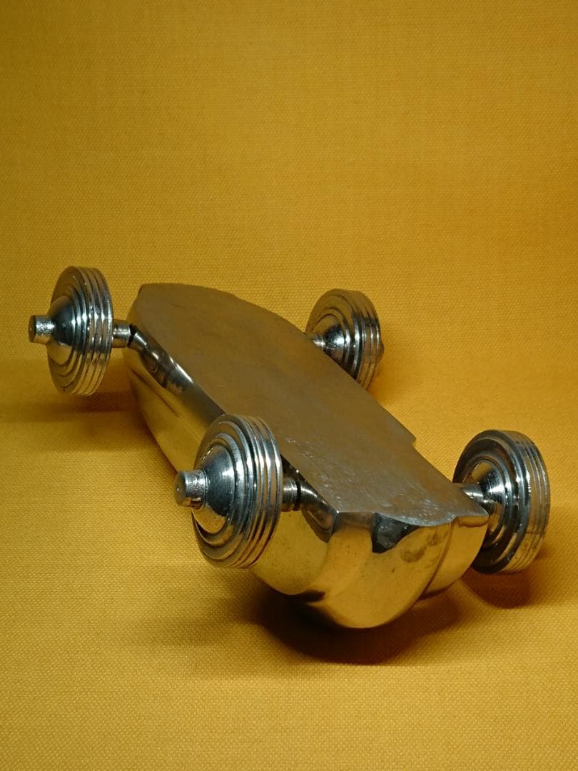 【美品】ビンテージ　クルマ　金属　置物　インテリア　工芸品　美術品　A2564