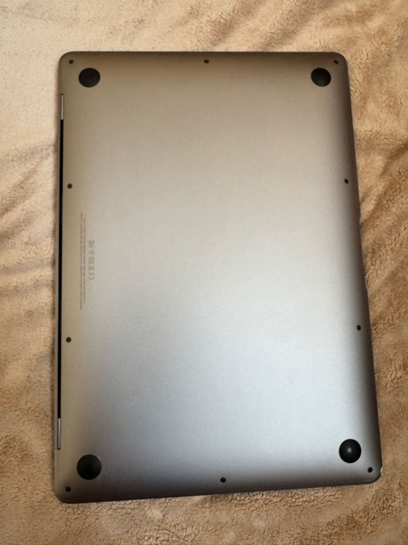 MacBook Air 13インチ 2018 i5 8GB 初期化済