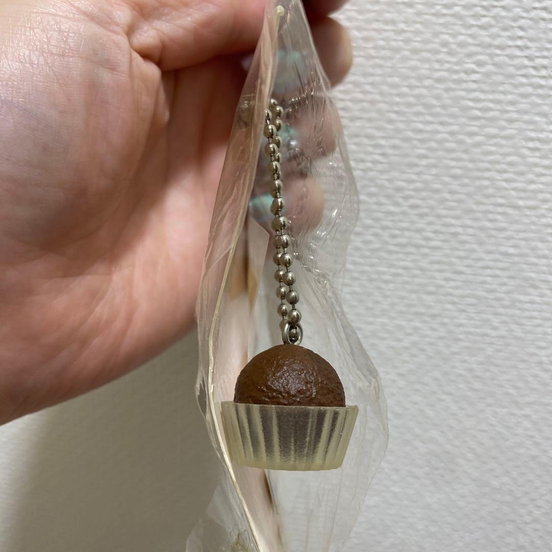2002キティチョコレートマスコットトリュフ型サンリオバレンタインレア未使用