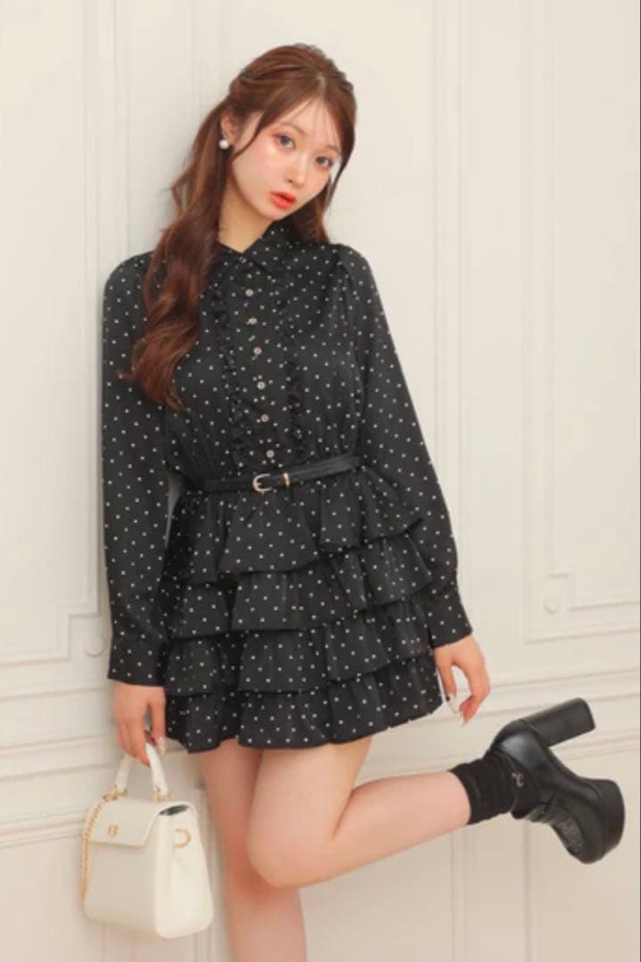 エムミーエメ M me eme クラシカルドットティアードワンピース